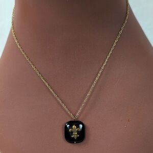 FLEUR DE LIS PENDANT NECKLACE